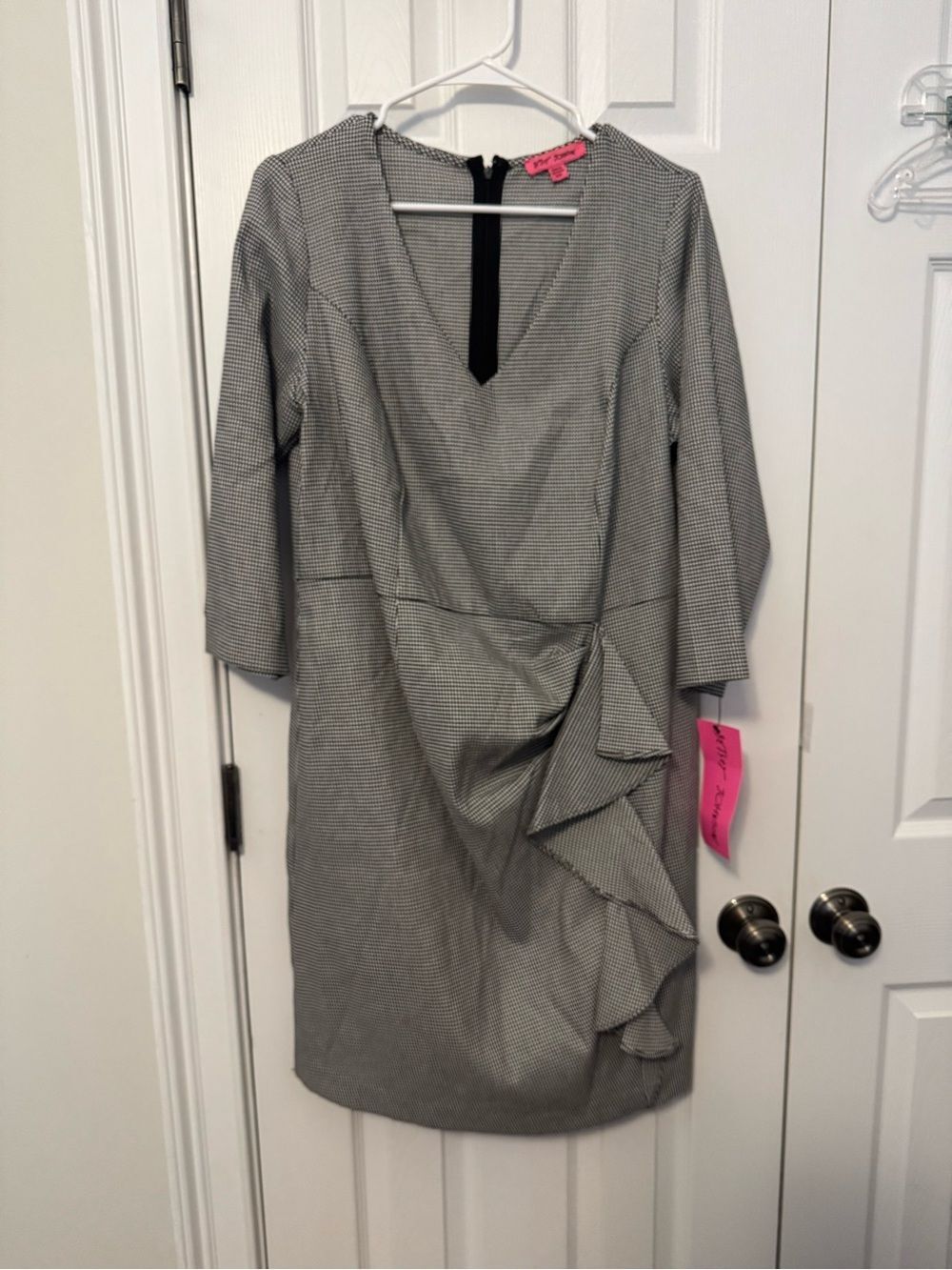 Betsey Johnson NWT Houndstooth Ruffle Sheath Dress 16W